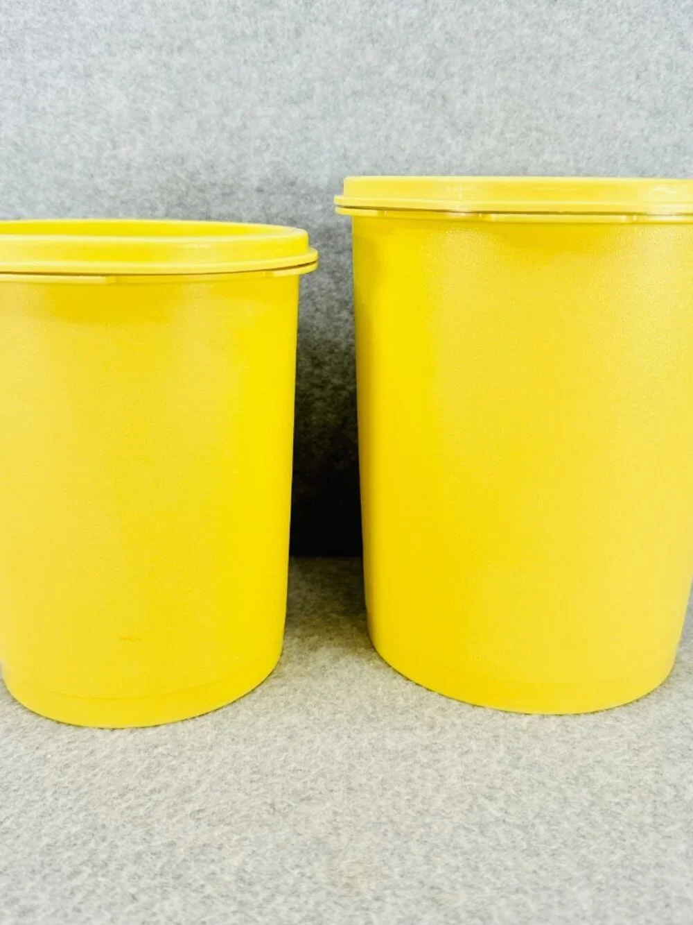 Tupperware Canisters w Lids Lot of 2 Vintage Yellow 811-4 809-6 Plastic Storage
